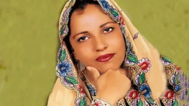  گلوڪارا ثمينا ڪنول کي ڳـَلي جو ڪينسر  ظاهر